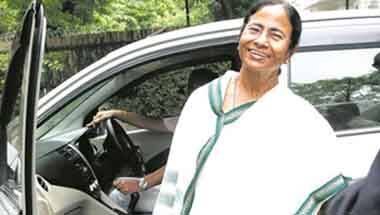 হিংসা, বুধ্যদেব ভট্টাচার্য, মমতা ব্যানার্জী