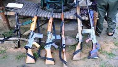 অস্ত্র পাচার, ইছাপুর রাইফেল ফ্যাক্টরি, মাওবাদী, সন্ত্রাস