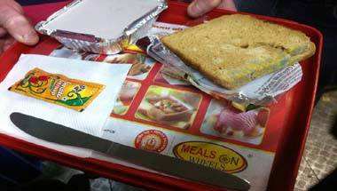 পুরী, বিষক্রিয়া, শতাব্দী এক্সপ্রেস