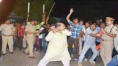 রাজনৈতিক হিংসা, রাজনীতি, পুলিশের উপর হামলা