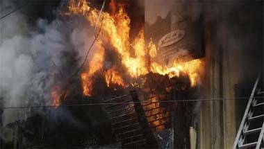 কলকাতা পুরসভা, কলকাতা পুলিশ, অন্তর্ঘাত, বাগরি বাজার