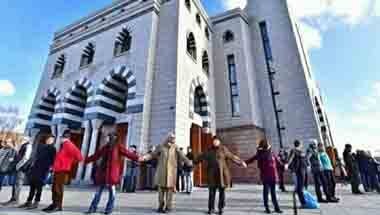 না, ছবিটির সঙ্গে নিউ জিল্যান্ডের মসজিদের জঙ্গি হামলার কোনও সম্পর্ক নেই