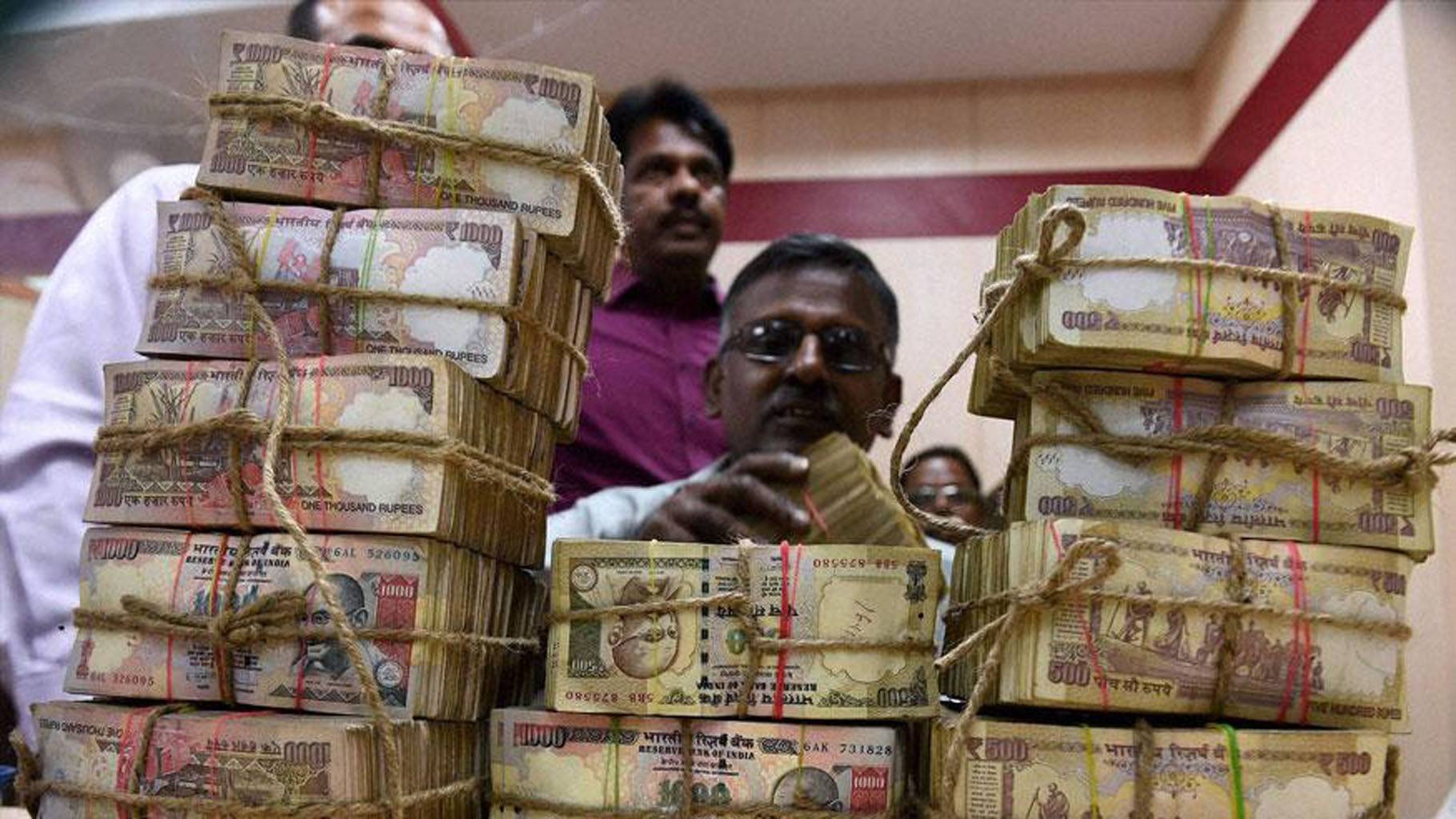 how-rbi-is-making-money-out-of-old-money