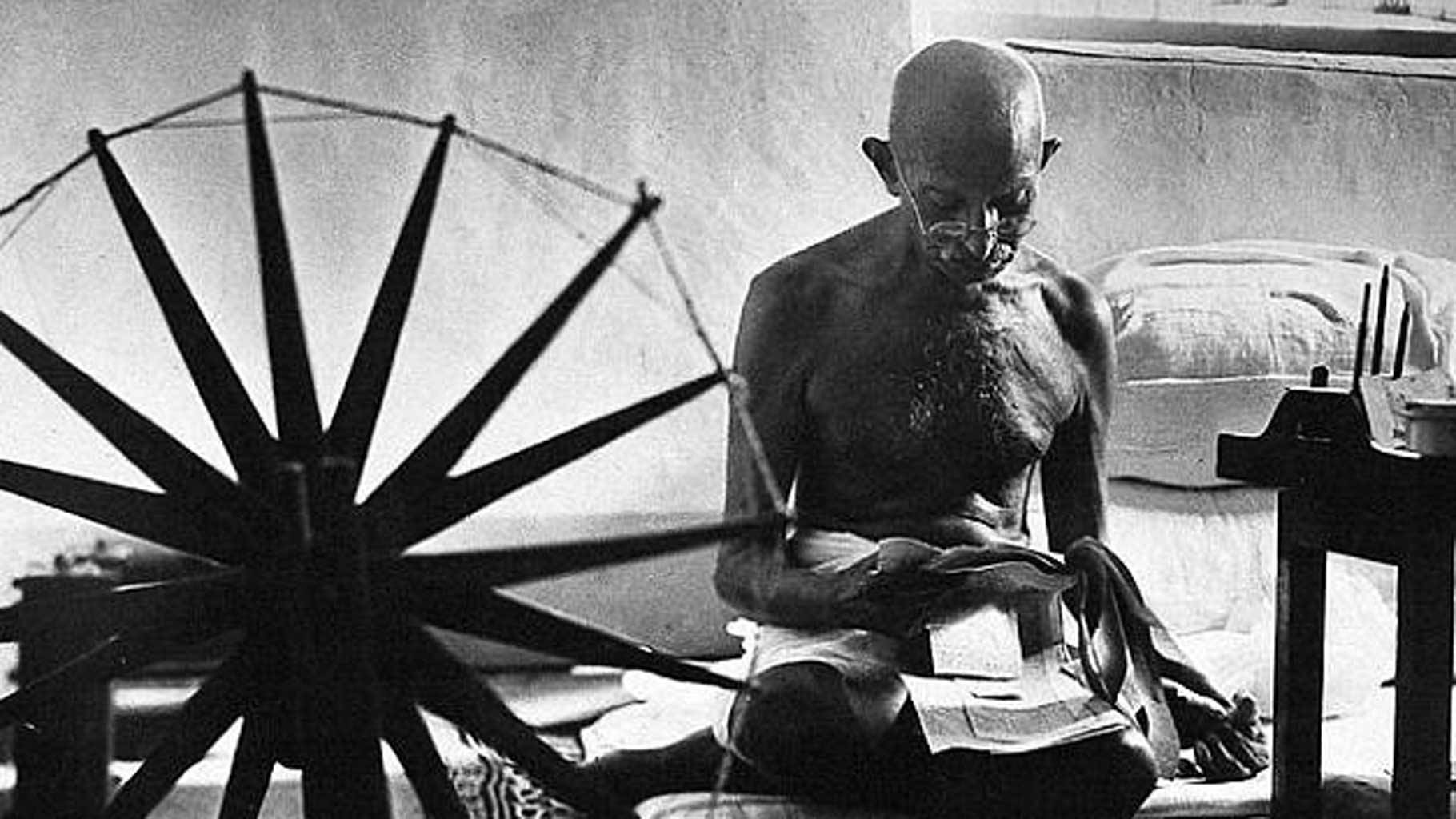 What Gandhi s Reading List Can Tell You About India s Last Mahatma