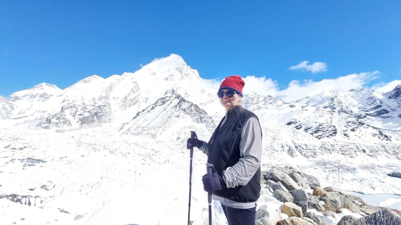 This Hyderabad woman, 66, trekked to Everest Base Camp and smashed all stereotypes: Her journey - Vimarsana News