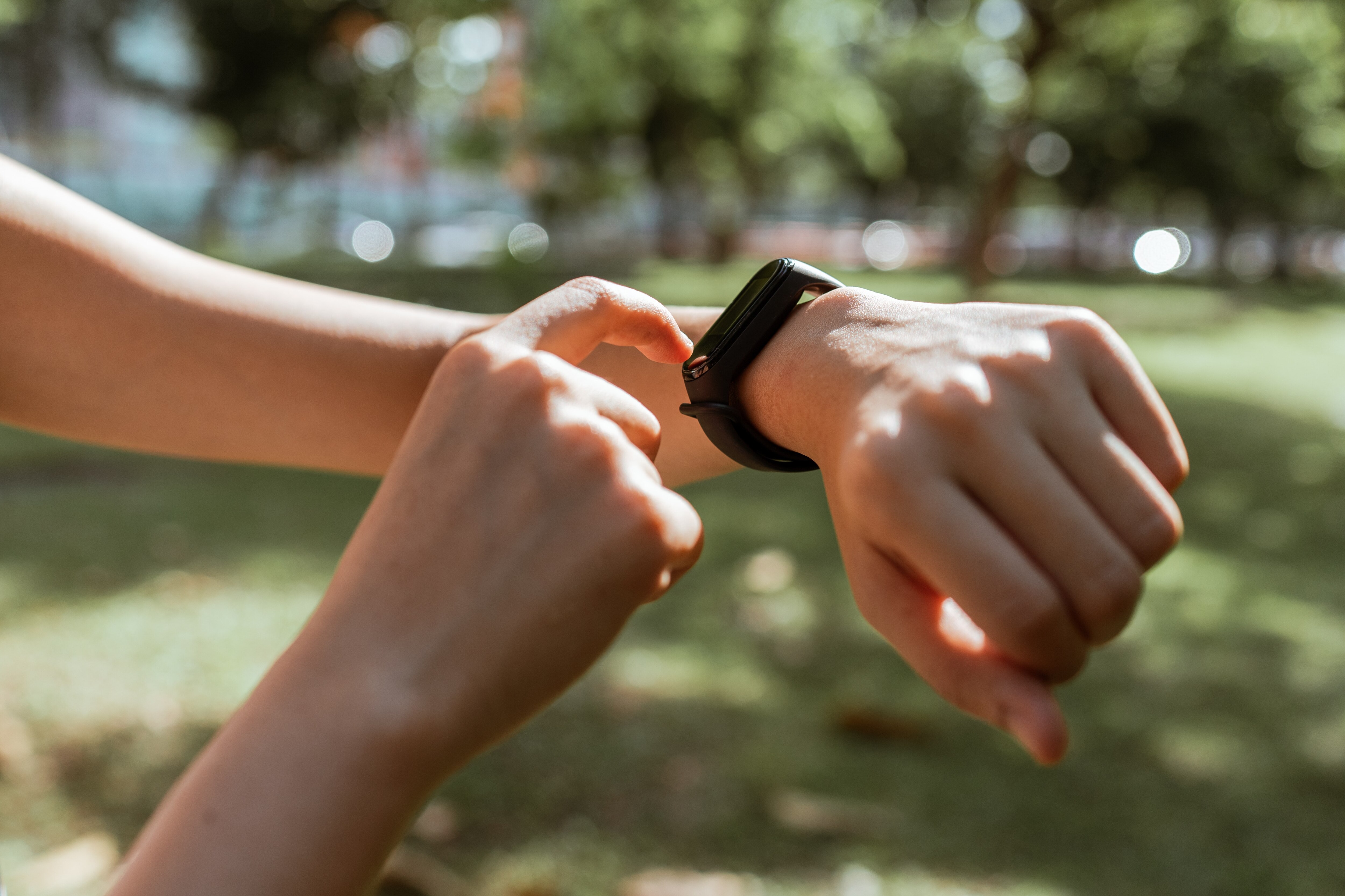 Health trackers worn on wrist can detect Covid before symptoms, study finds
