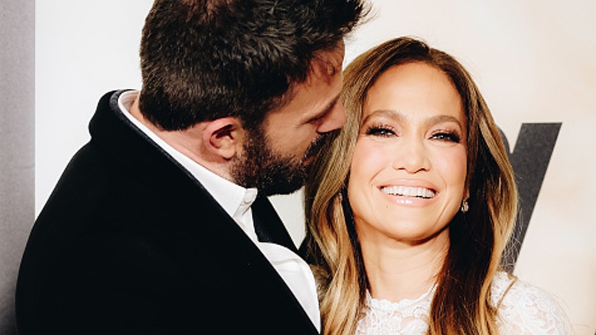 Jennifer Lopez and Ben Affleck are married Their past relationships