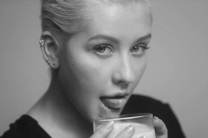 christina-1_inside_050418082139.jpg christina-1_inside_050418082139.jpg