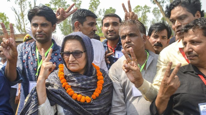 Within two hours of Tabassum Hasan winning the Kairana bypoll, I was flooded with forwards claiming she had termed her victory “a win of Allah over Ram”. She had not. Photo: PTI/File