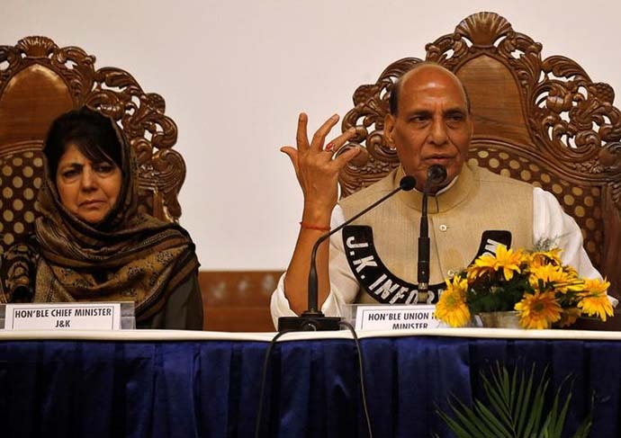 mehbooba,-rajnath_in_062618094217.jpg mehbooba,-rajnath_in_062618094217.jpg