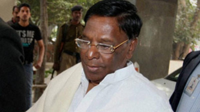 Puducherry CM V Narayanasamy, who has been having problems with L-G Kiran Bedi, has hailed the SC verdict. 