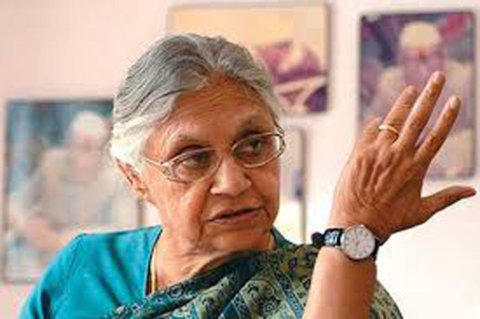 Former Delhi CM Sheila Dixit said she worked smoothly with L-Gs, but forgot to mention they were appointed by her party, Congress. 