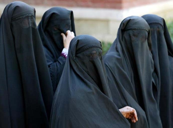 voters_071518055047.jpg voters_071518055047.jpg