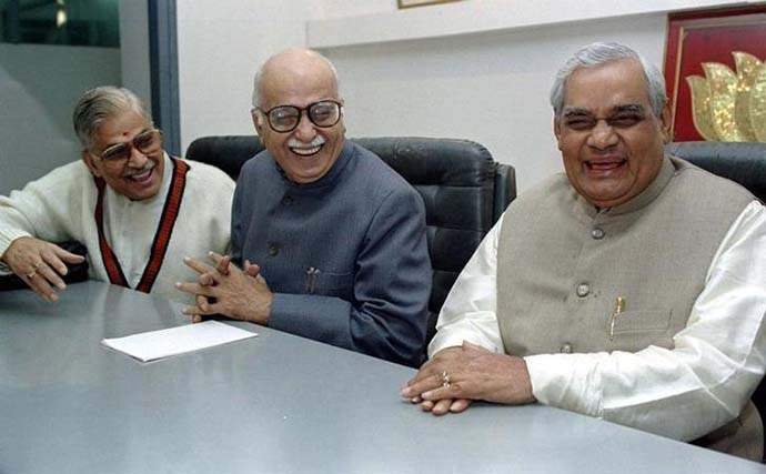 advani-joshi_082018103056.jpg
