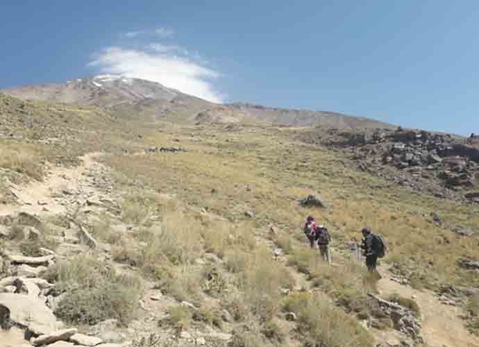 body2_092318035303.jpg body2_092318035303.jpg