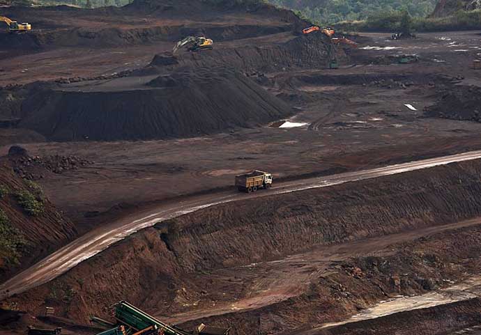 mining-690_103018070707.jpg mining-690_103018070707.jpg