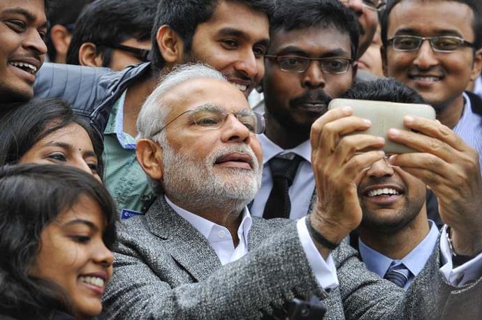 narendra-modi-selfie_102218051810.jpg narendra-modi-selfie_102218051810.jpg
