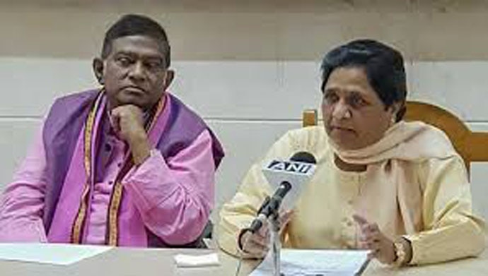 In Chhattisgarh, Ajit Jogi and Mayawati have chosen to walk away from the Congress In Chhattisgarh, Ajit Jogi and Mayawati have chosen to walk away from the Congress