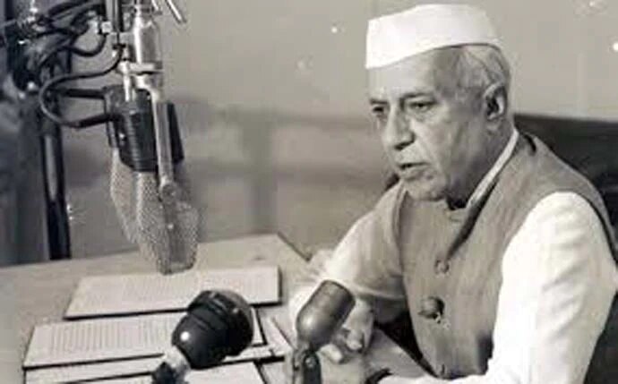 new-nehru_1205180837_120818051216.jpg