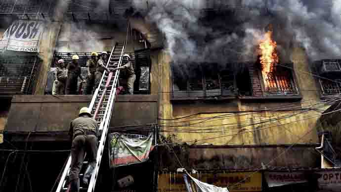 kolkata-bagri-fire-p_012519052132.jpg