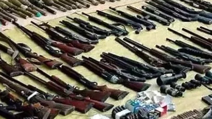 arms_033021050802.jpg arms_033021050802.jpg