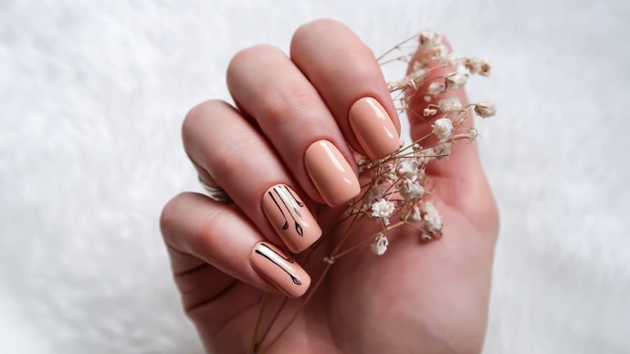 Pin by Lifestyle Kay on Nail Inspo | Nails, Short square acrylic nails,  Work nails