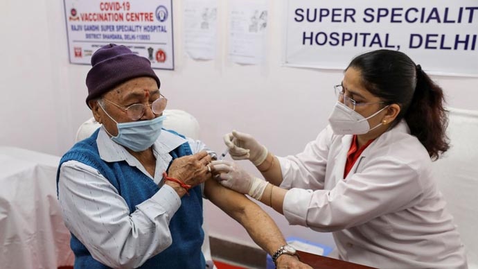 main_covid-vaccinati_042821051927.jpg main_covid-vaccinati_042821051927.jpg