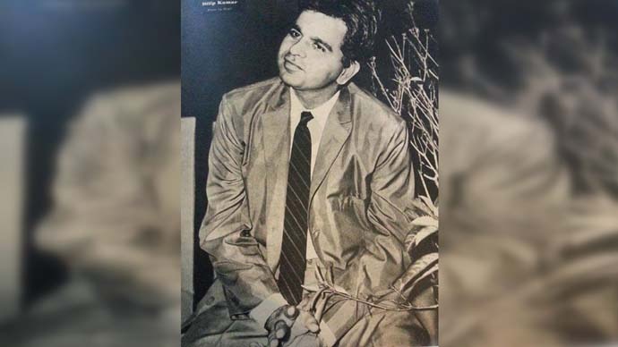 main_dilip-kumar-boo_070721024052.jpg