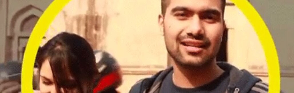 Kissing in public. Good thing or bad?