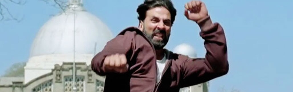 Akshay Kumar is kick ass in 'Gabbar is Back' Akshay Kumar is kick ass in 'Gabbar is Back'