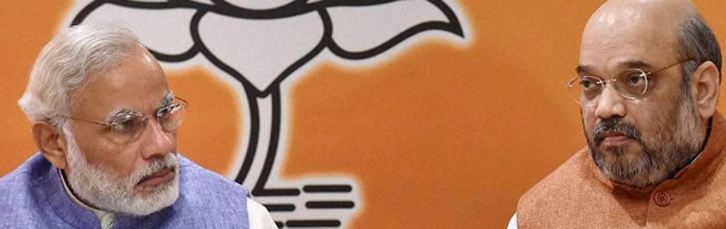 Amit Shah promises no Jungle Raj in Bihar, while Sainiks blacken BJP's face in Mumbai Amit Shah promises no Jungle Raj in Bihar, while Sainiks blacken BJP's face in Mumbai