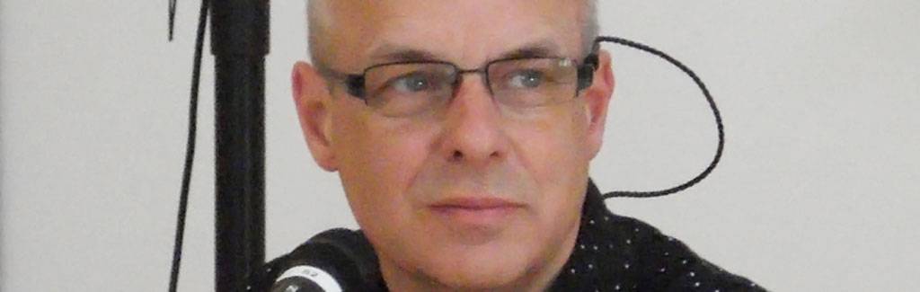 [Listen] Brian Eno's haunting cover of Velvet Underground's 'I’m Set Free’