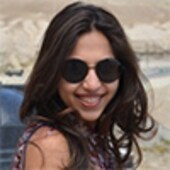 Esha Mahajan Esha Mahajan