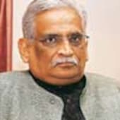 Rajeev Dhavan Rajeev Dhavan