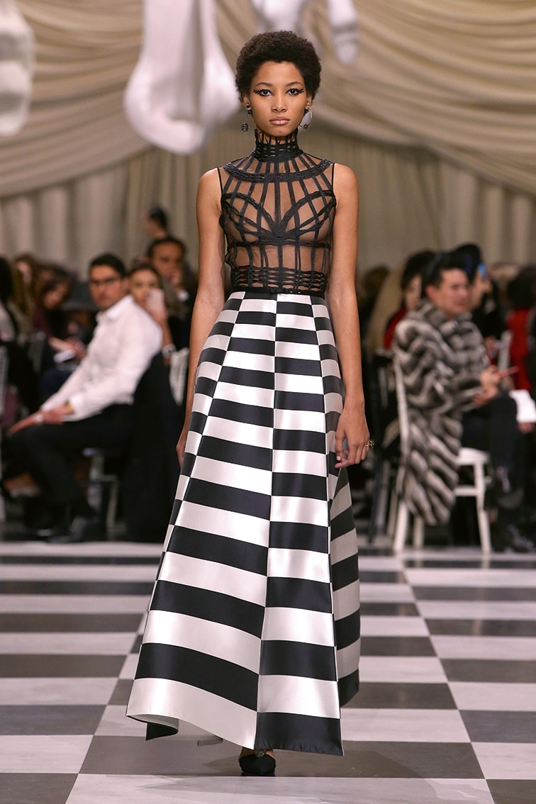 dior_haute-couture_spring-summer-2018_look-10_040918041118.jpg dior_haute-couture_spring-summer-2018_look-10_040918041118.jpg