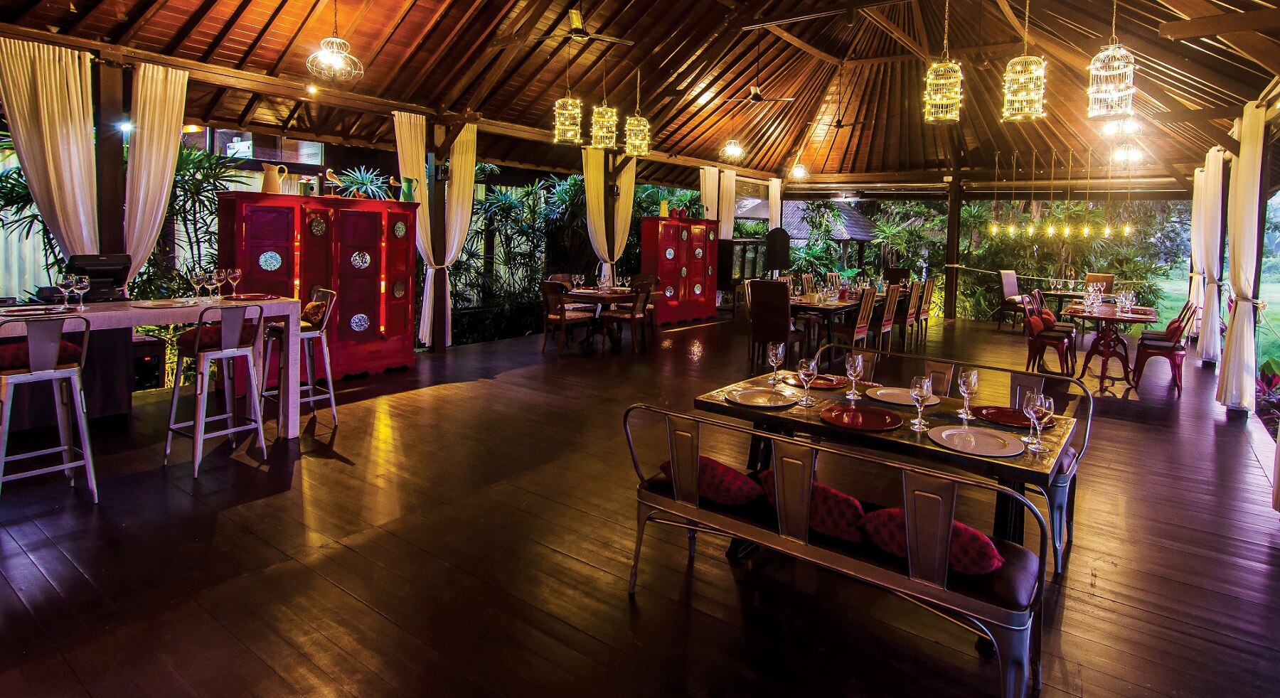 vero-cibo-restaurant-at-novotel-goa-resort-and-spa_041718053017.jpg