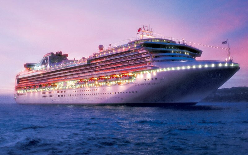 princess-cruises-sapphire-princess-exterior-02-gallery_072518125208.jpg