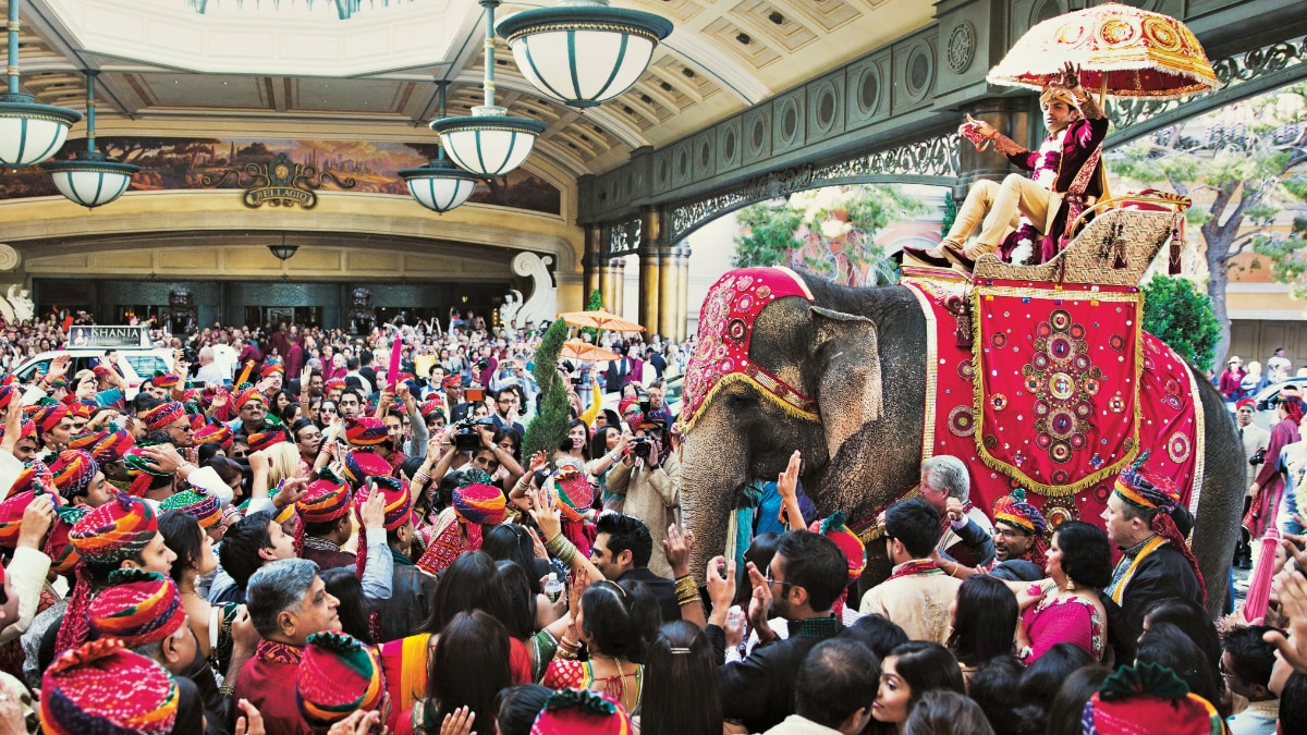 18 Exciting Groom Entrance Ideas For Your Baraat