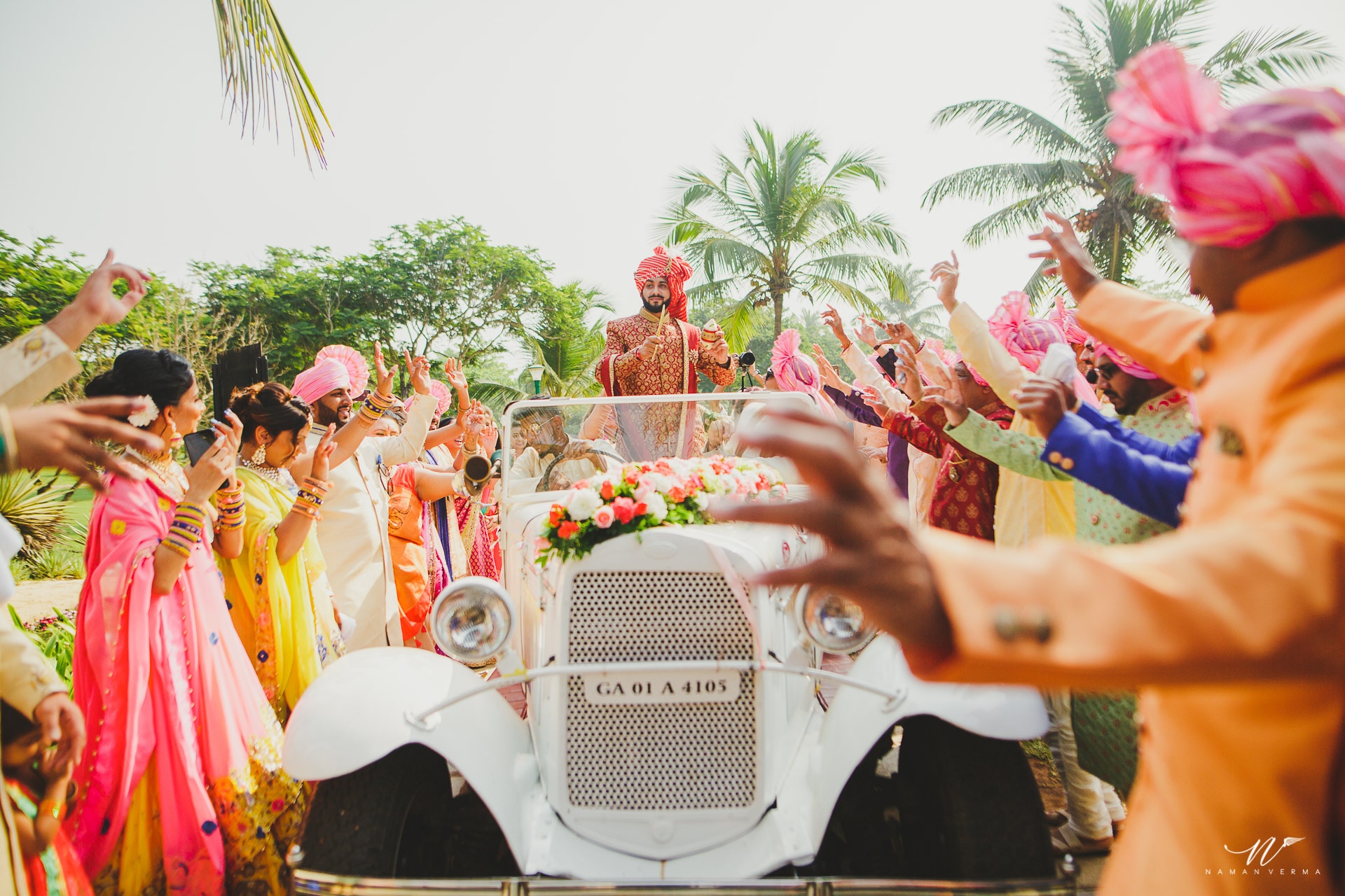 18-exciting-groom-entrance-ideas-for-your-baraat