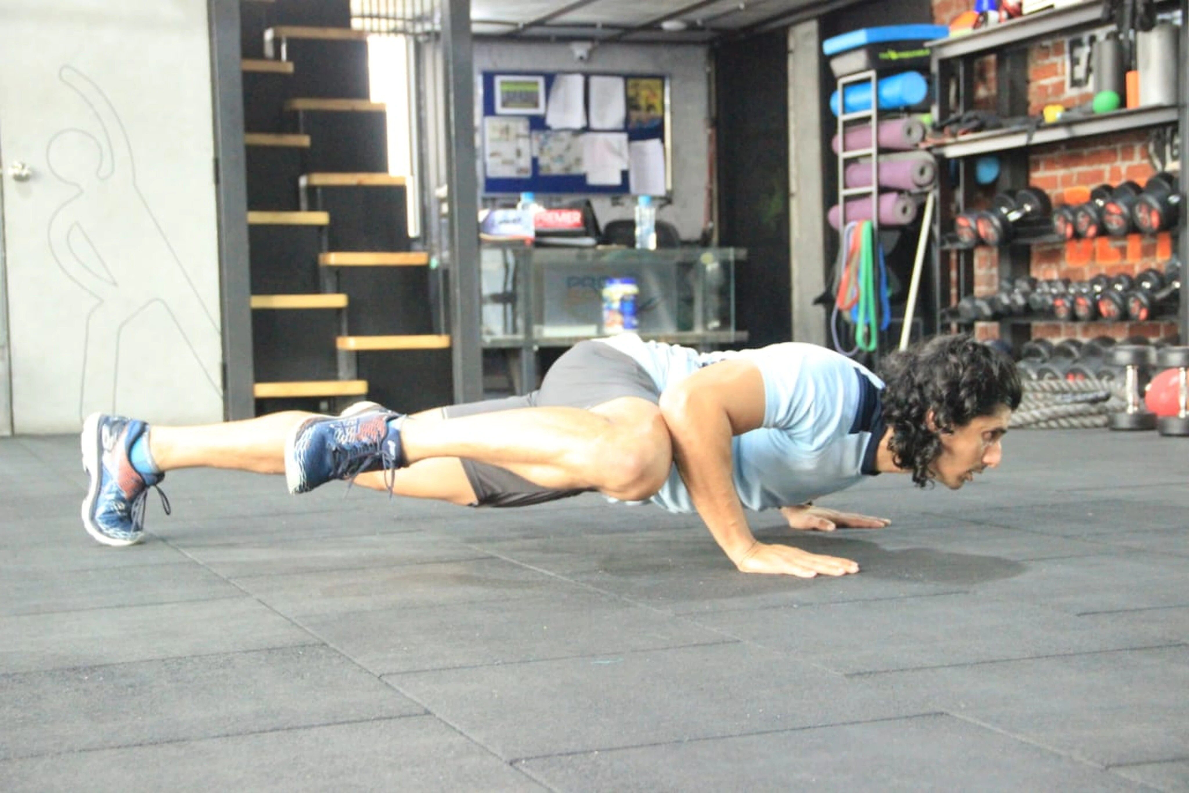 6 Weight Lifting Exercises to Get Lean Without Bulking Up