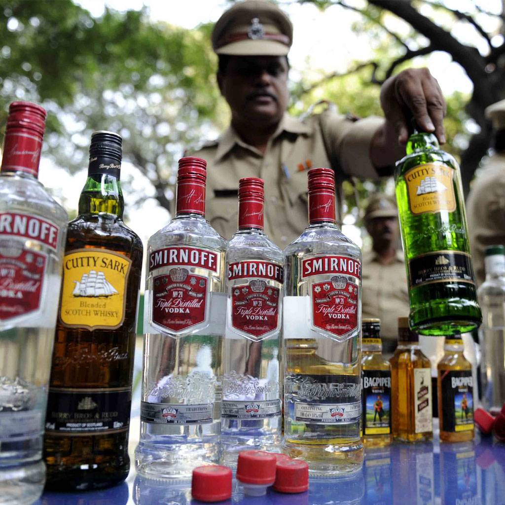 ...क्‍योंकि शराब जरूरी है Why Liquor is important for various states