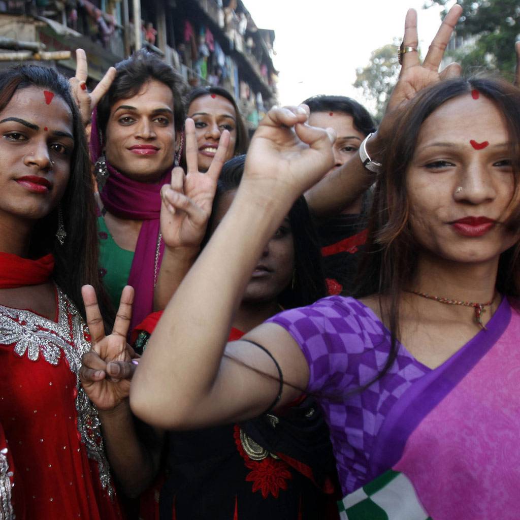 अभी तक पेशाब करने के लिए कौन सी जगह खोजते थे किन्नर! - Third gender people  now may use toilet of their choice in India says govt