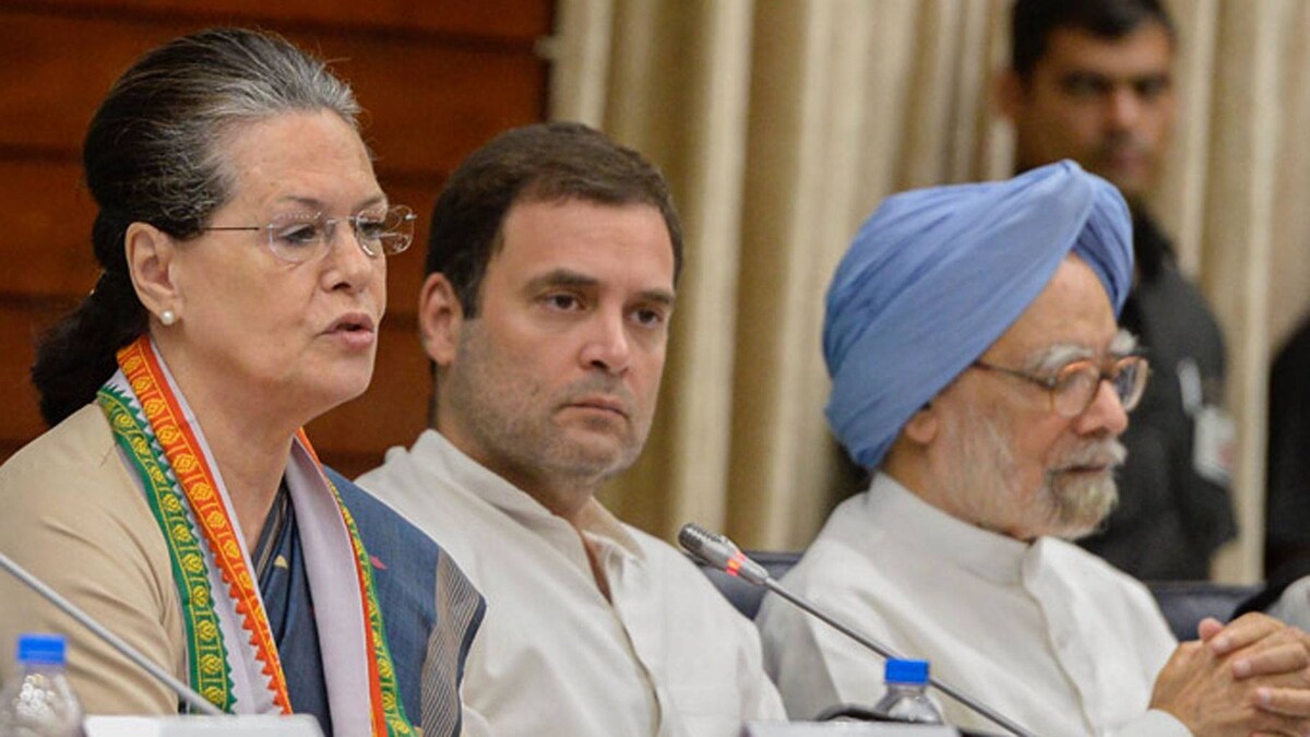कांग्रेस के आपसी झगड़े में निशाने पर सोनिया गांधी हैं, मनमोहन सिंह तो कतई नहीं! - Congress infighting targets Sonia Gandhi not Manmohan Singh