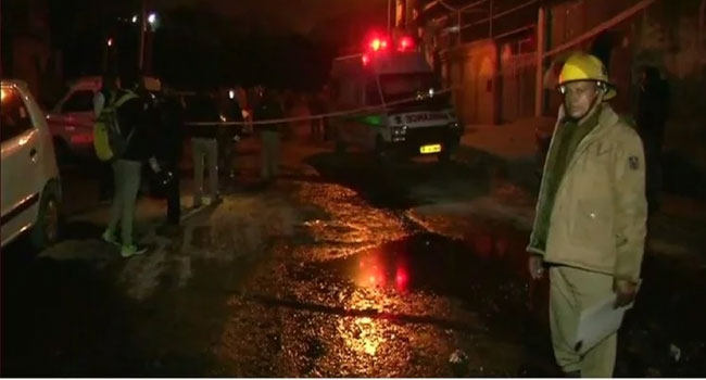 बवाना, आग, मुंबई, दिल्ली, भाजपा, आप