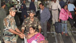 नेपाल भूकंपः भारतीय सेना आपको उम्मीद खोने नहीं देगी