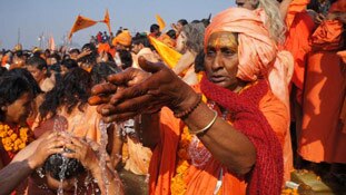 साध्वियों और सेक्स वर्करों में क्या समानता है?