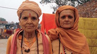 साध्वियां और सेक्स वर्करः सुनो ट्रोल्स