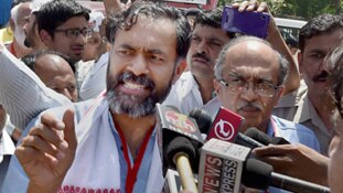 क्या AAP बिना टीवी तमाशे के चल सकती है?