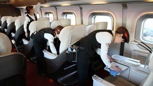 हमारे लिए तो चमत्कार ही है सात मिनट में बुलेट ट्रेन की सफाई