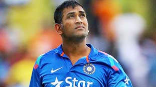 धोनी की कप्तानी और न्यूटन का सेब